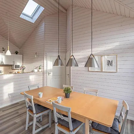 Nice Home In Krems Iiwarderbrueck With Sauna