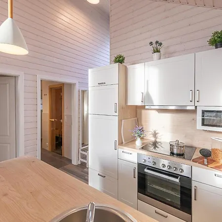 Nice Home In Krems Iiwarderbrueck With Sauna *