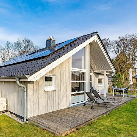 Casa vacanze Nice Home In Krems Iiwarderbrueck With Sauna